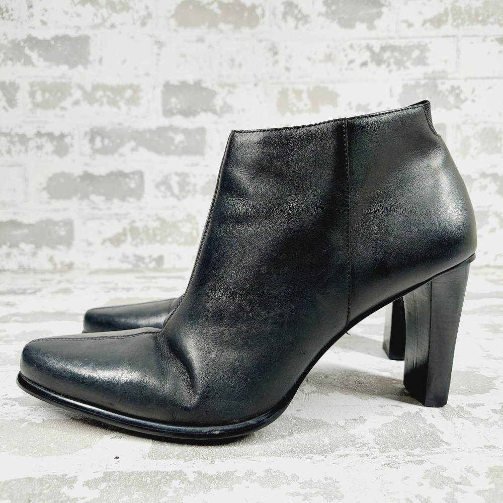 Gloria Vanderbilt Walls Black Leather Zip Up Ankle Boots M341